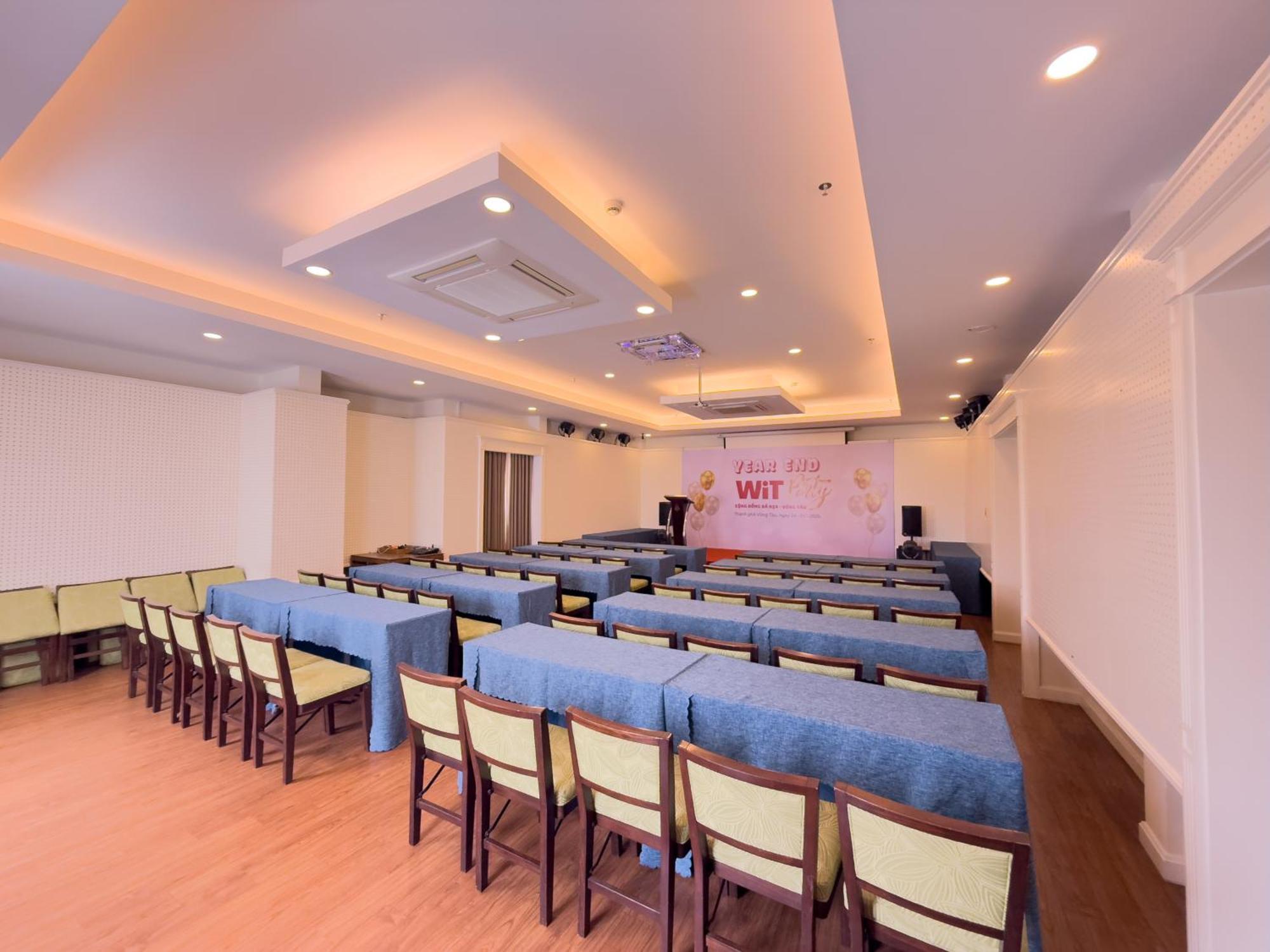 Phoenix Hotel Vung Tau Exterior photo